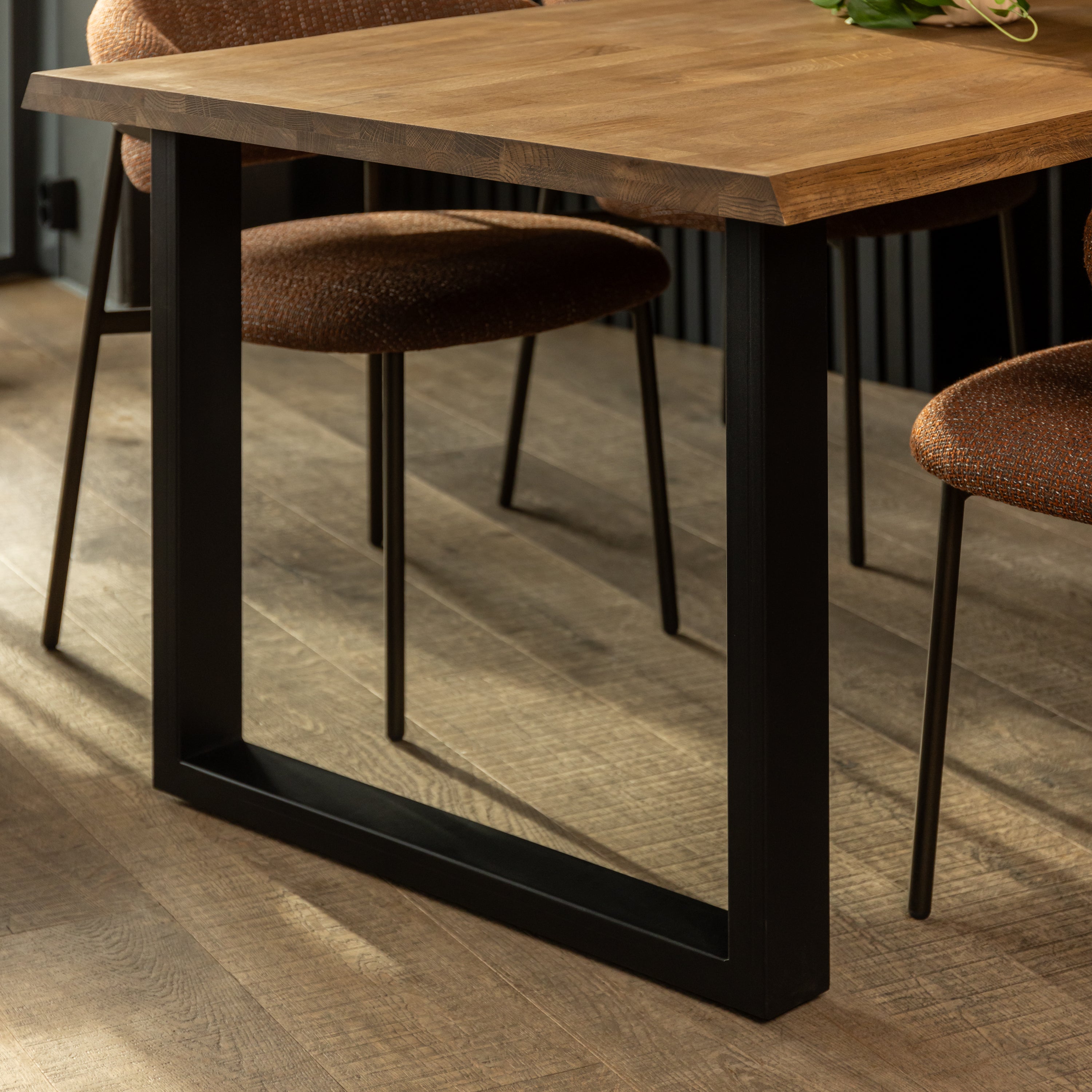 Dining table MERI